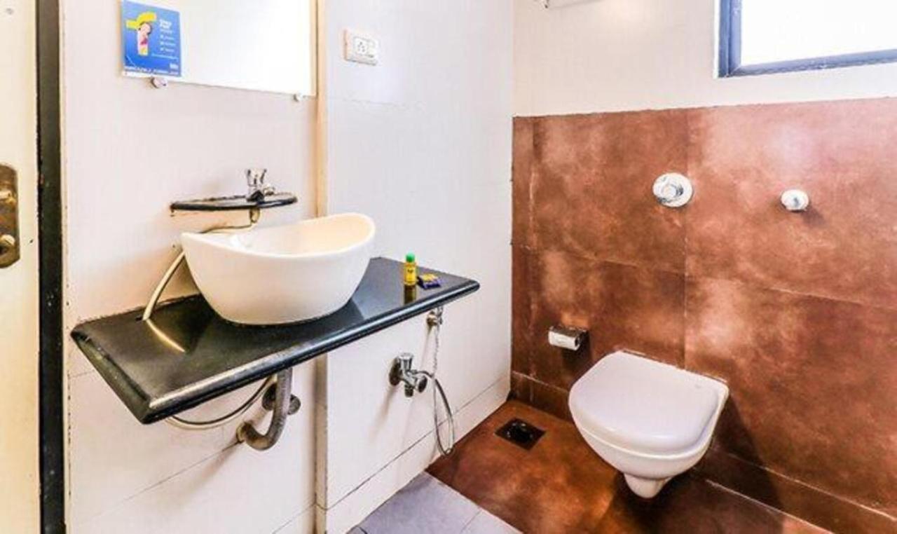Fabhotel Blue Diamond Turambhe エクステリア 写真