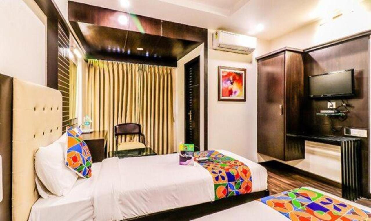 Fabhotel Blue Diamond Turambhe エクステリア 写真